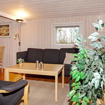 Holiday Home Duevaenget V Ferienhaus *